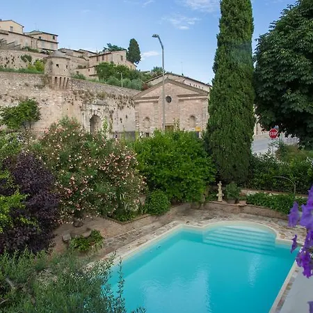 Villamena Spello Buitenkant foto